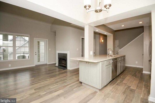 Building Photo - 2 bedroom in Potomac Falls VA 20165