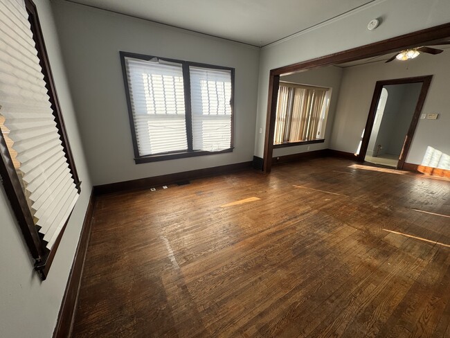 Foto del edificio - 24 Bremer Ave