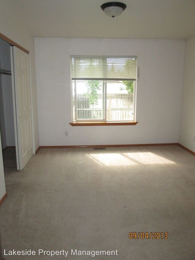 Building Photo - 3 br, 2 bath House - 1050 W Springfield Drive