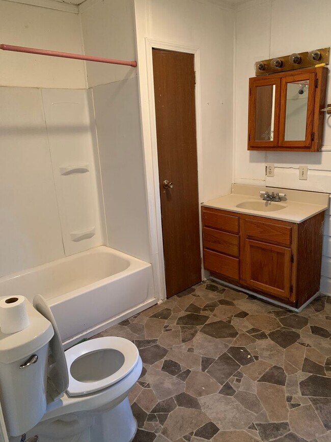 Foto del edificio - Two Bedroom Home for Rent!