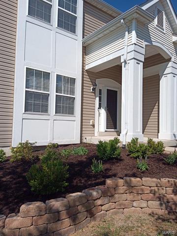 Primary Photo - 1817 English Oak Dr