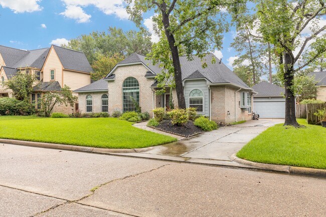 Foto del edificio - 5622 Woodland Creek Dr