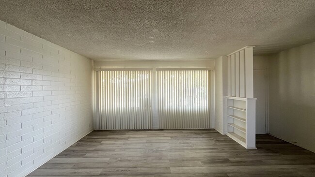 Foto del edificio - 21225 Wigwam Rd