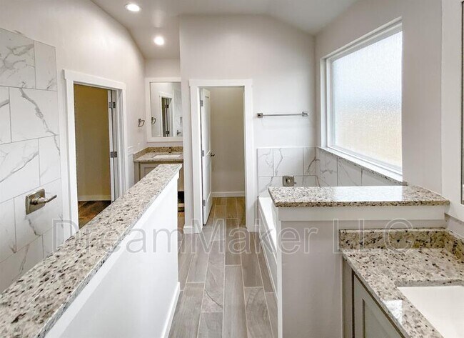 Foto del edificio - 900 Apple Blossom Way