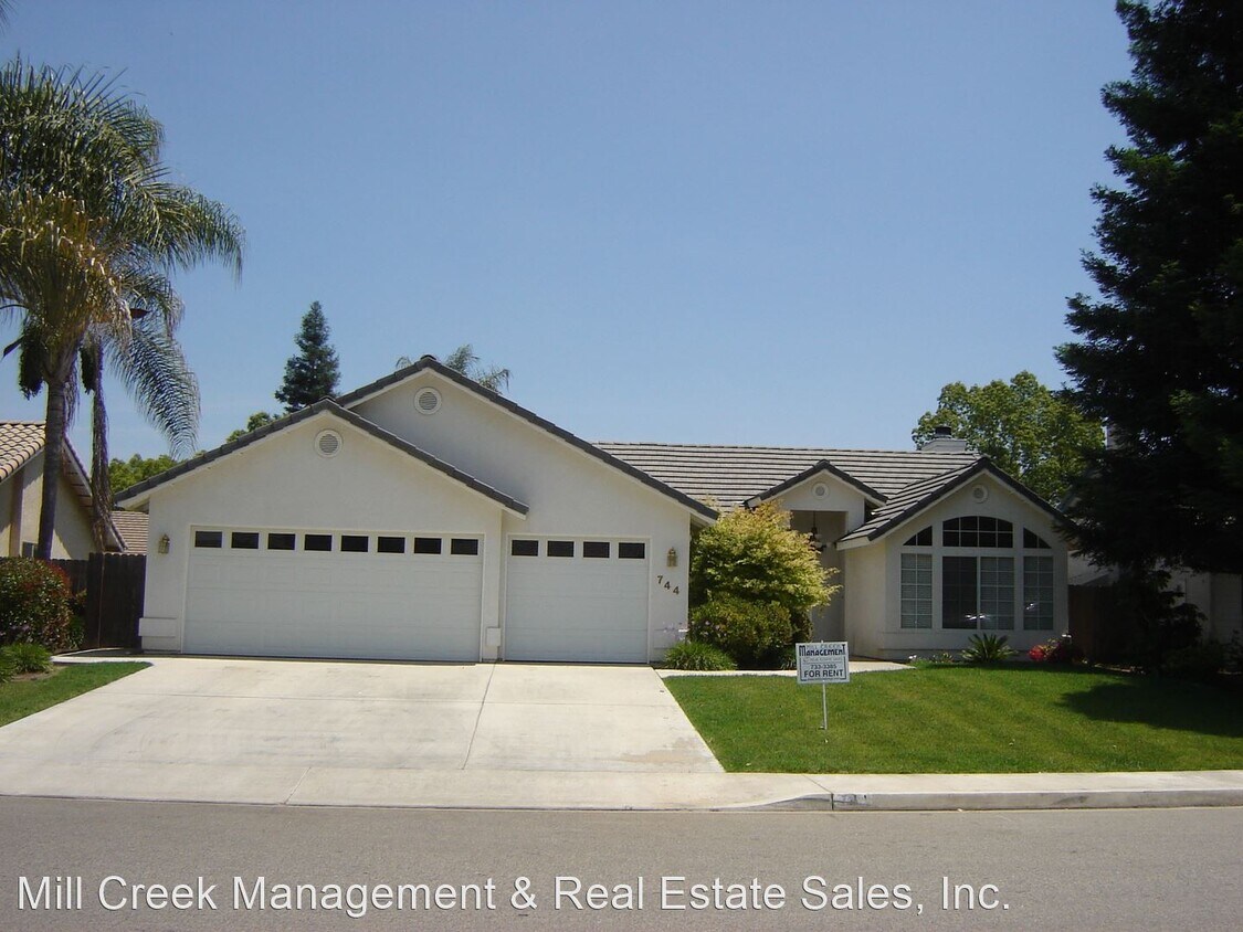 744 N Simon St, Visalia, CA 93292 House Rental in Visalia, CA