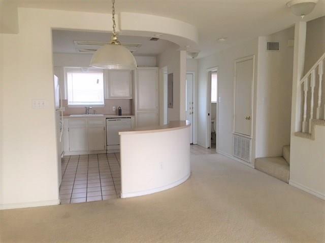 Foto del edificio - 15125 Leeward Dr