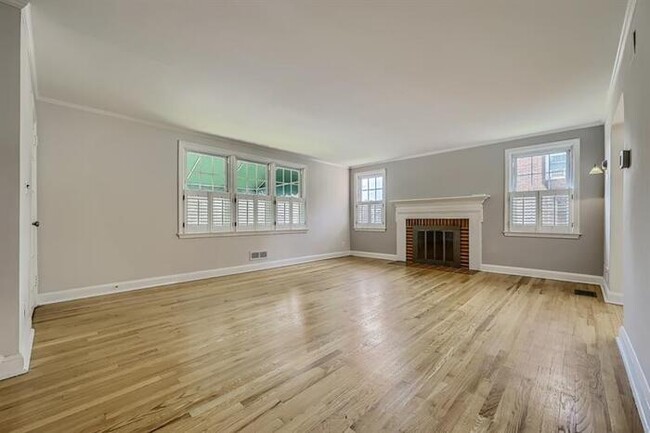 Foto del edificio - 1432 Putty Hill Avenue, Towson, MD, 21286