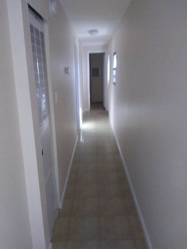 Building Photo - 11 Sphinx Dr