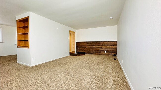 Foto del edificio - 954 Brighton Rd