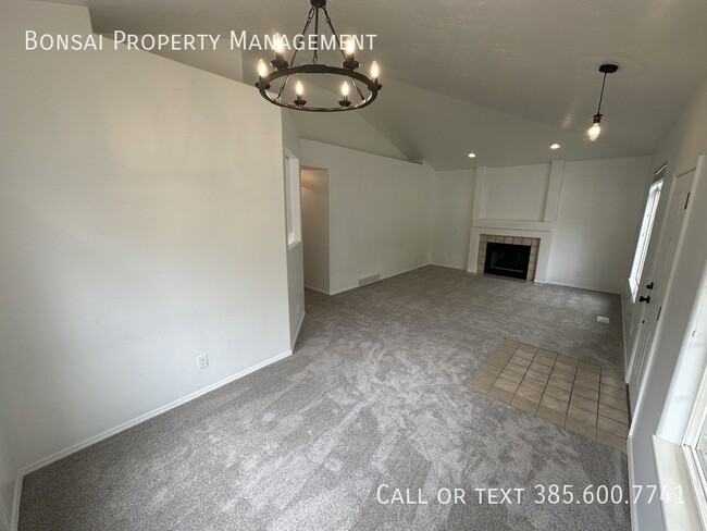 Building Photo - 14152 Senior Band Rd