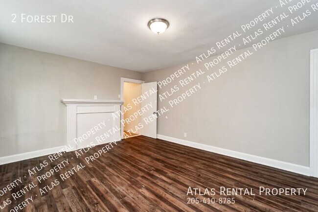 Foto del edificio - 2 Forest Dr