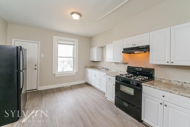 Foto del edificio - Enjoy living the good life in this 2 bedro...