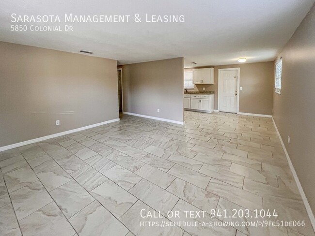Building Photo - 5850 Colonial Dr