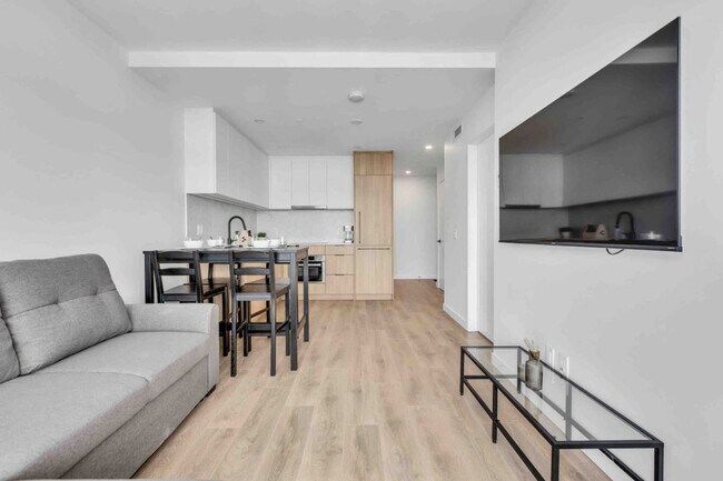 Photo du bâtiment - 13685 102 Avenue-SI ID1051860P