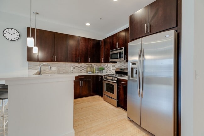 Foto del edificio - Northern Liberties Townhome with Parking Included