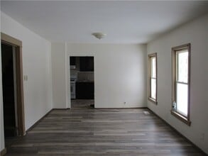 Building Photo - 15 Rowley Ave