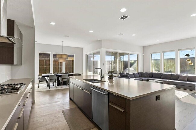 Building Photo - 3647 Pistol Creek Dr