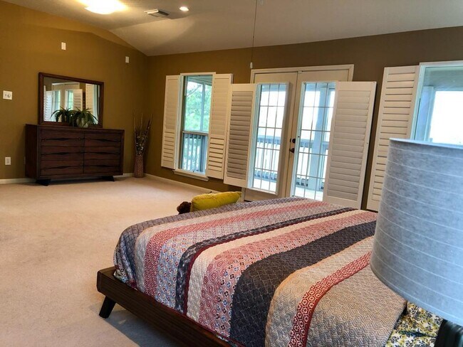 Foto del edificio - 11605 Waterwood Ct