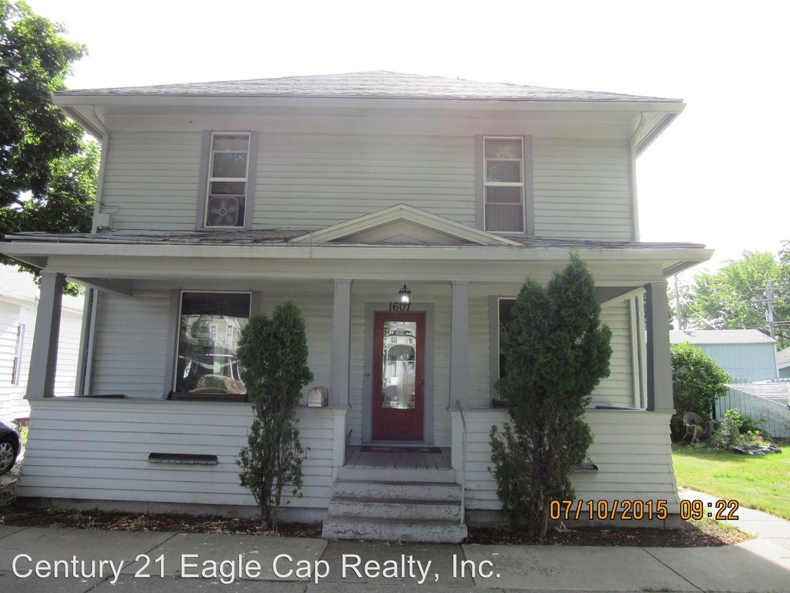 Primary Photo - 1607 6th St
