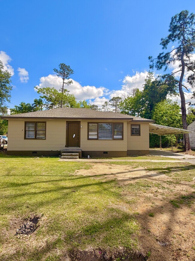 Foto del edificio - 803 Lausanne Dr