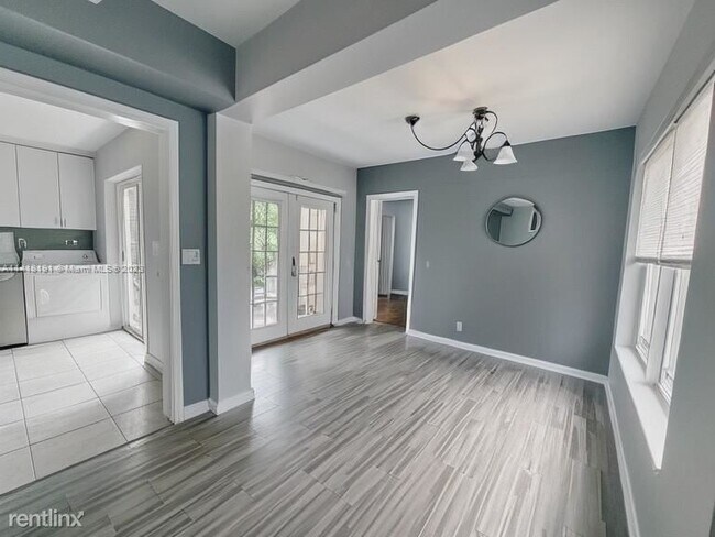 Building Photo - 3 br, 2 bath House - 400 Cadima Ave