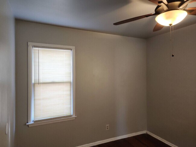 Foto del edificio - Updated 3 Bedroom, 1 Bath home!