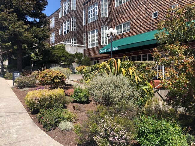 Building Photo - 1385 Shattuck Ave