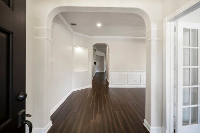 Foto del edificio - 5802 Sawyer Bend Ln