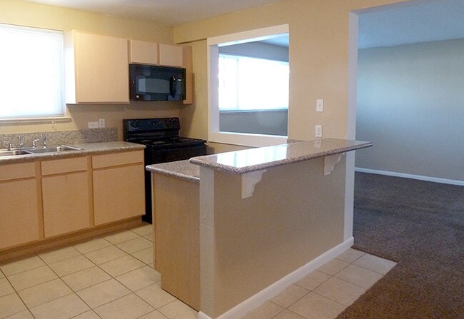 Foto del edificio - 2650 Chase St