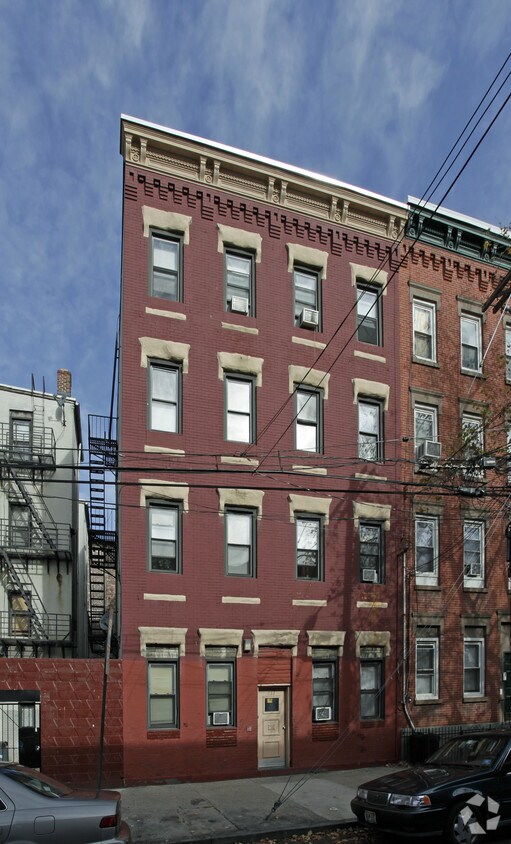 Primary Photo - 282 2nd St