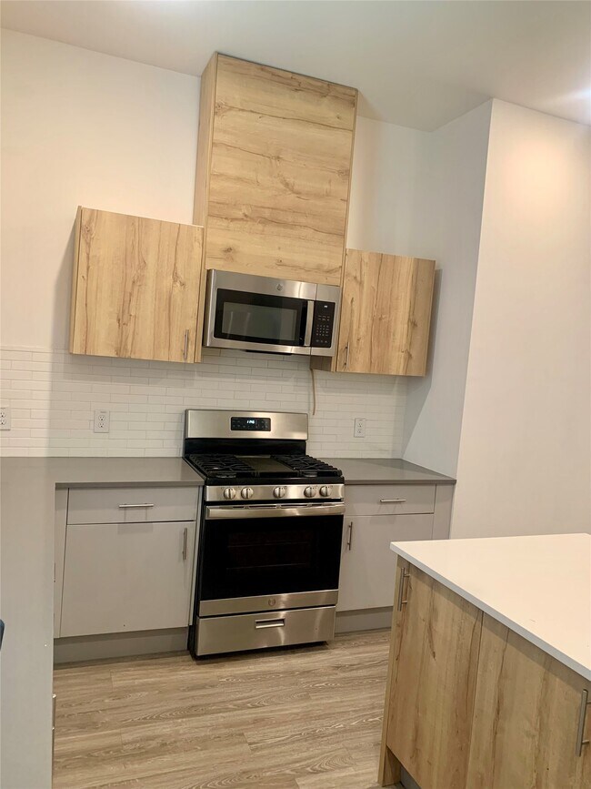 Foto del edificio - 10209 Las Nubes Ave