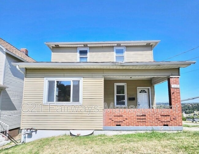 Photo - 1035 Lysle Ave House