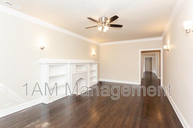 Building Photo - 4249 N Lawndale Ave