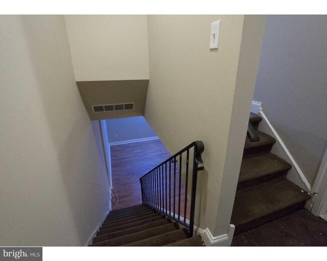 Building Photo - 2031 South St