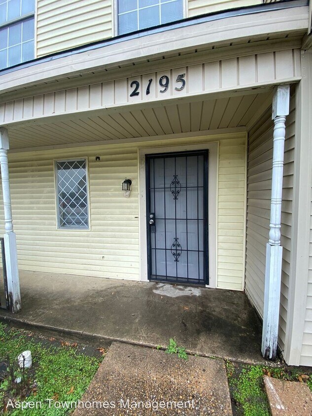 Primary Photo - 2 br, 1.5 bath House - 2195 Aspen Street