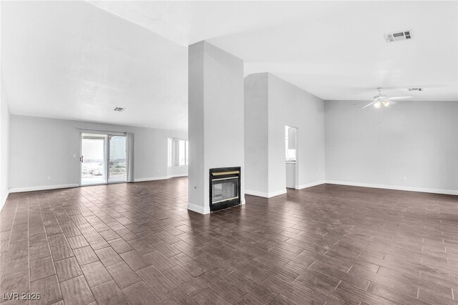 Building Photo - 3975 Duneville St