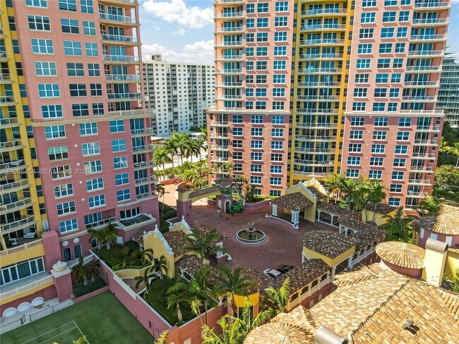 Building Photo - 2110 N Ocean Blvd