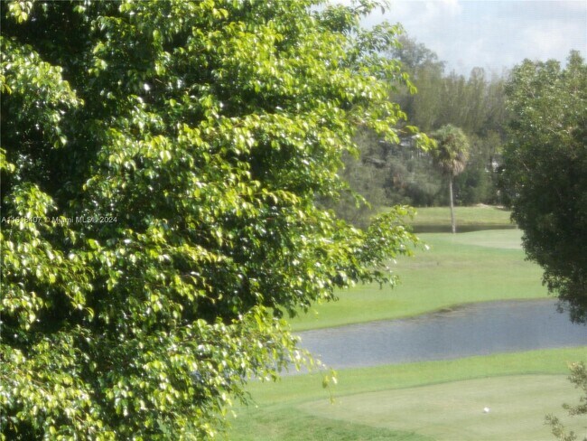 Foto del edificio - 1300 SW 125th Ave