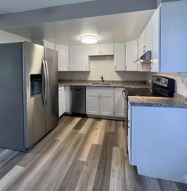 Photo - Beautifully Renovated 2 Bedroom Apartment with In-Unit Laundry & A/C