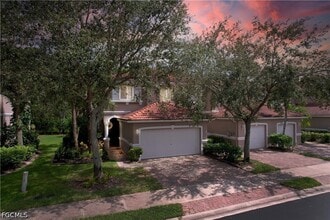 Building Photo - 3325 Antica St