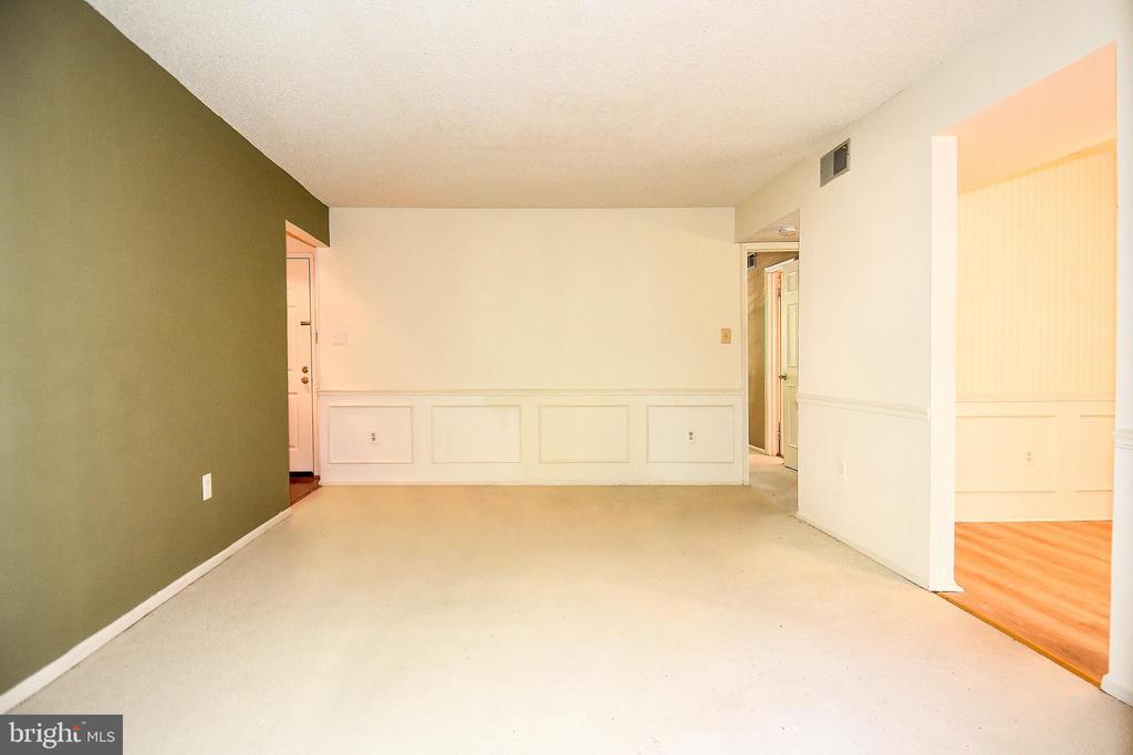 Primary Photo - 7760 New Providence Dr