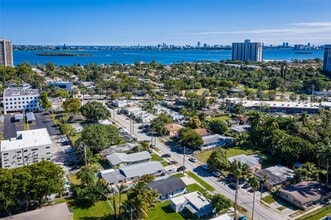 Building Photo - 1371 NE 110th Terrace