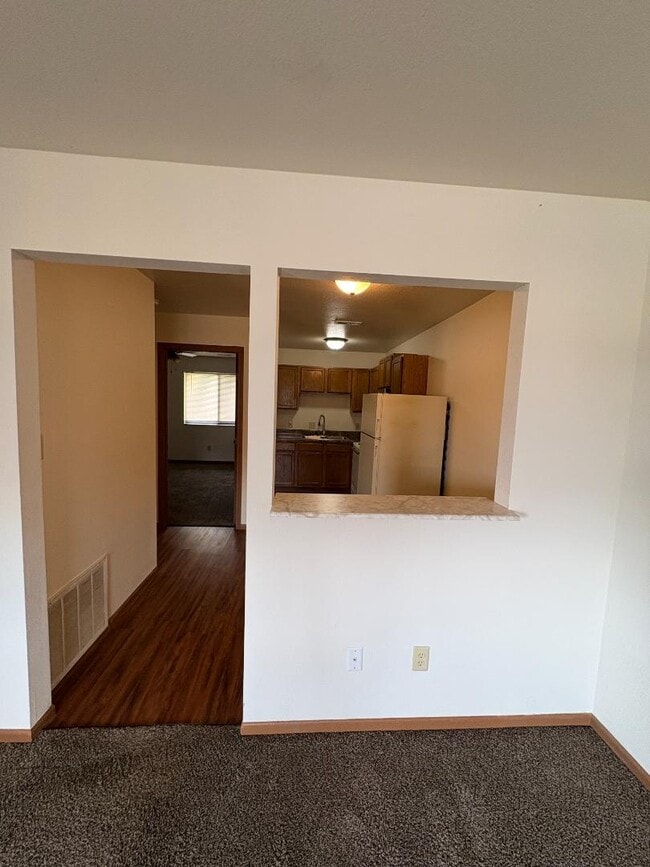 Foto del edificio - 1015 N St Joe Dr