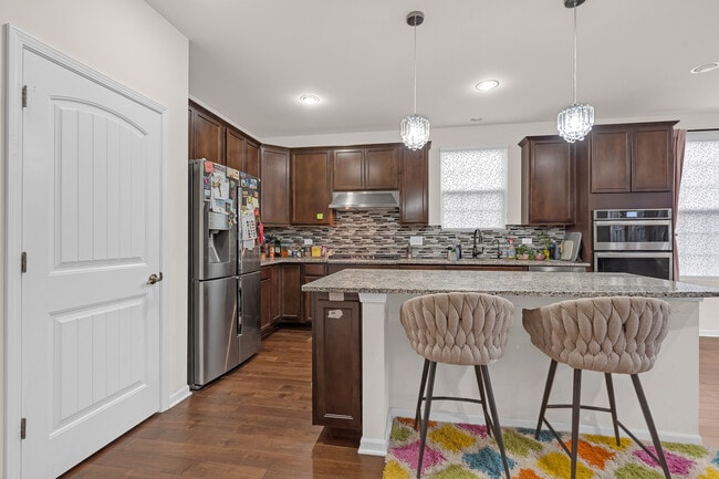 Building Photo - 61 Pacific Ave