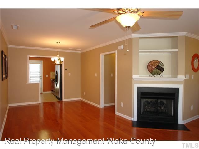 Building Photo - 10032 Blackwell Dr