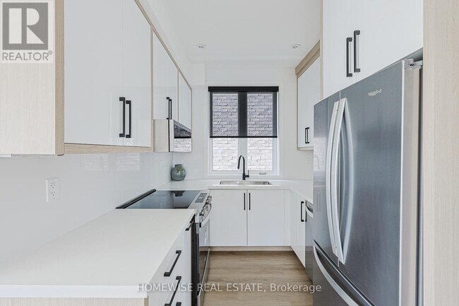 Building Photo - 159 Locksley Ave.