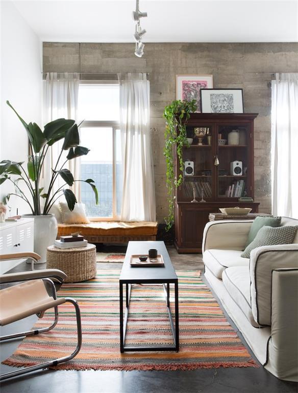 Foto del edificio - 410 E 5th St