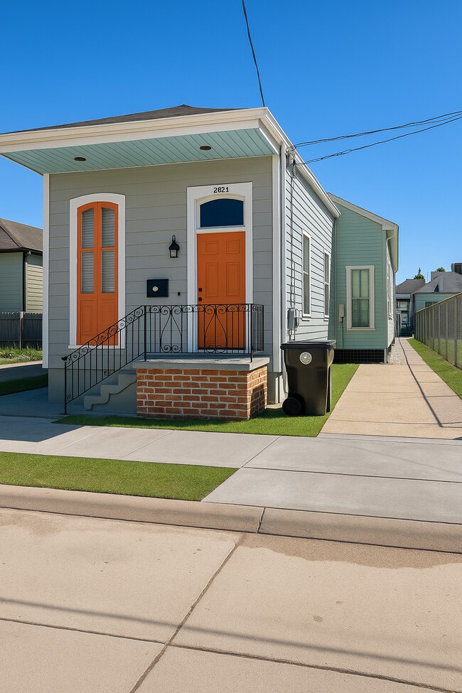 Propiedad con entrada para vehículos - 2621 1st St