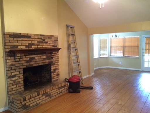 Building Photo - 6921 Red Bud Ln