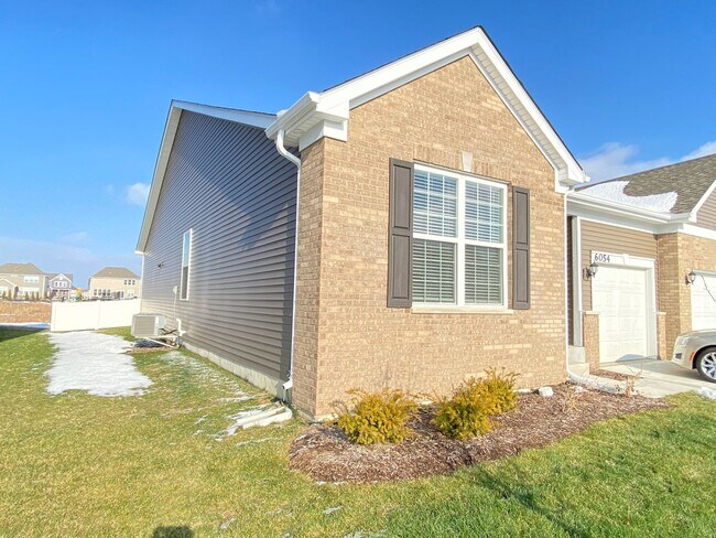 Foto del edificio - New Construction 3 Bedroom Home For Rent